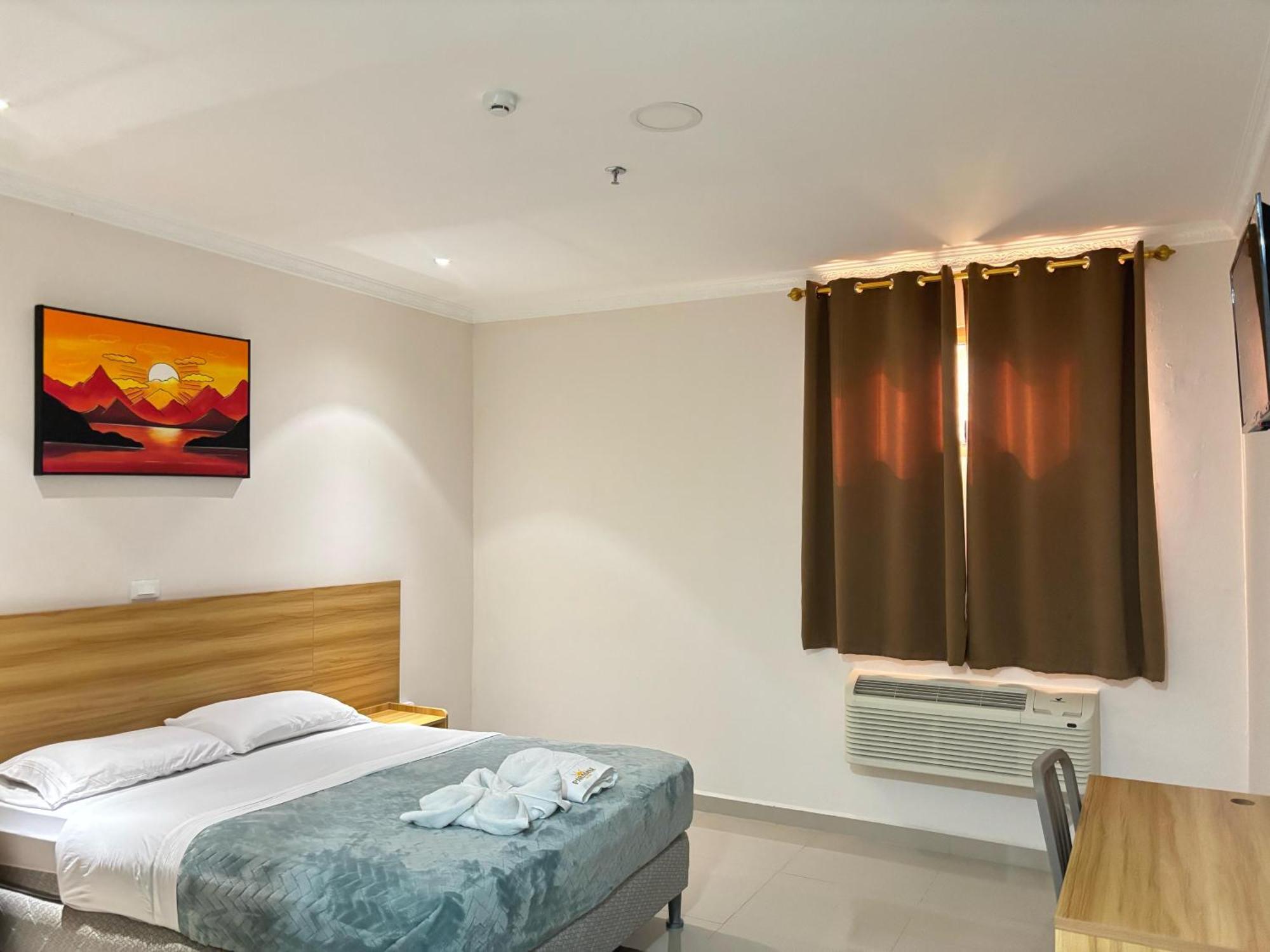 Paradise Hotel